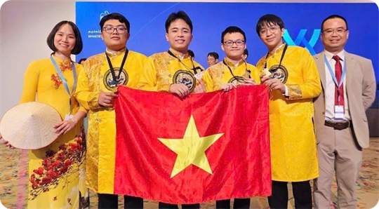 越南在2025年国际化学奥林匹克竞赛中首次荣获4枚金牌