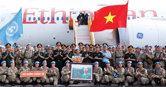 L'équipe du génie N°2 du Vietnam part pour participer aux opérations de maintien de la paix de l'ONU à Abiyé