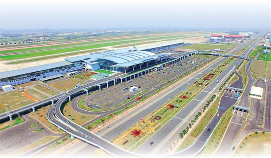将内排机场国际航站楼旅客吞吐量提升至1500万人次/年